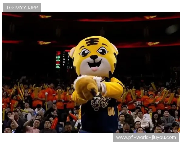 杜锋迎来大帮手！广东签下NBA级外援，冲冠阵容成型，杜锋还是广东队主教练么